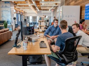 7 Tips to Improve Your Networking Skills in a Coworking Space